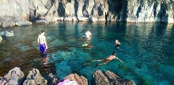 Read more about the article Pantai Air Panas Satu-satunya di Dunia