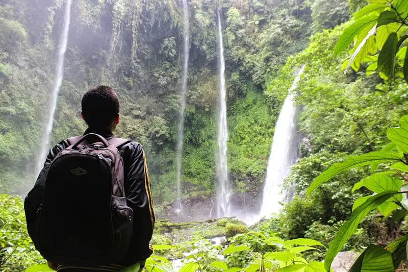 Read more about the article Eksotis dan Menantangnya Tinoor Waterfall