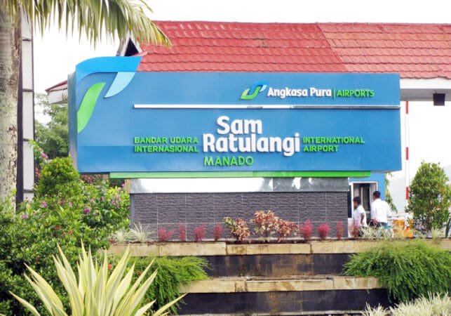bandara sam ratulangi - Bandara Internasional Manado