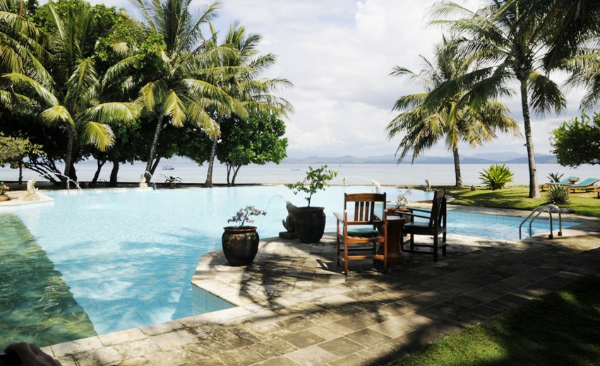 kolam renang di resort gangga island
