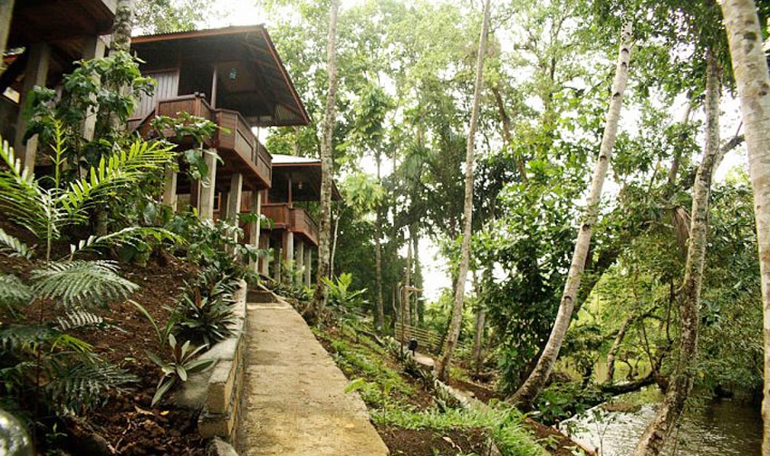 mamaling resort bunaken