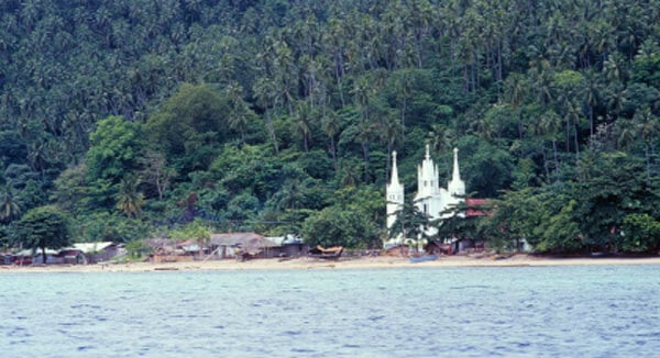 manado tua 4