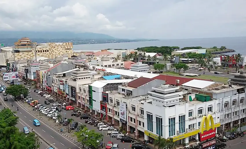 Manado Waterfront City Berkelas Dunia