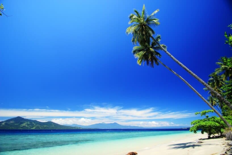 pulau siladen manado