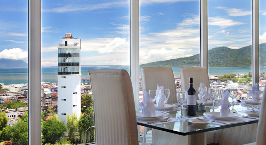 hotel di manado bintang 5